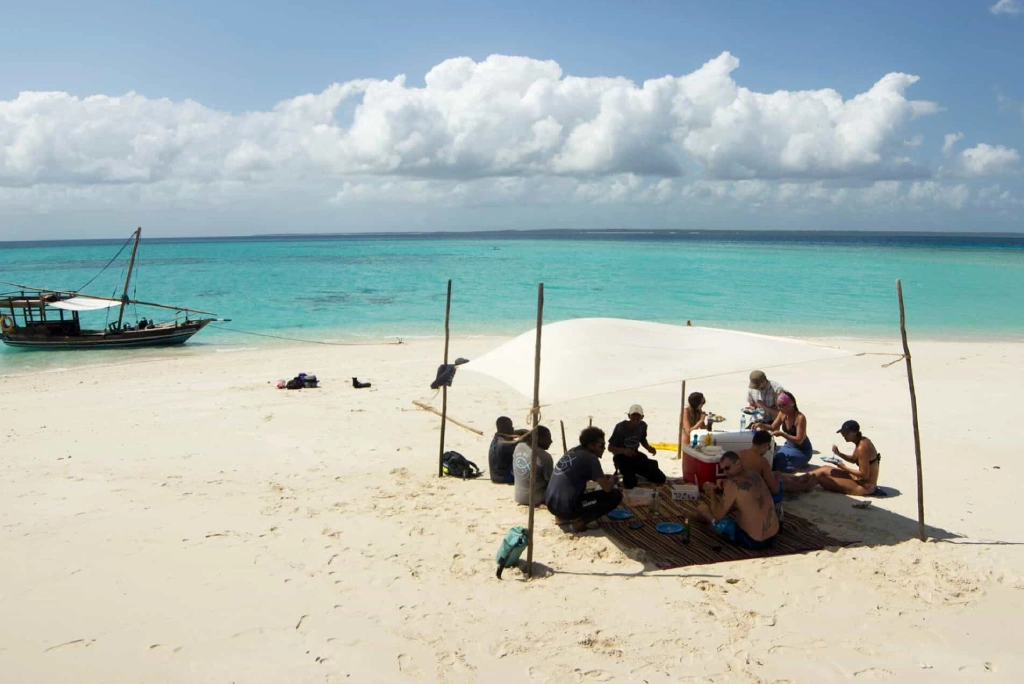 5-days-mafia-island-diving-beach-holiday5.webp