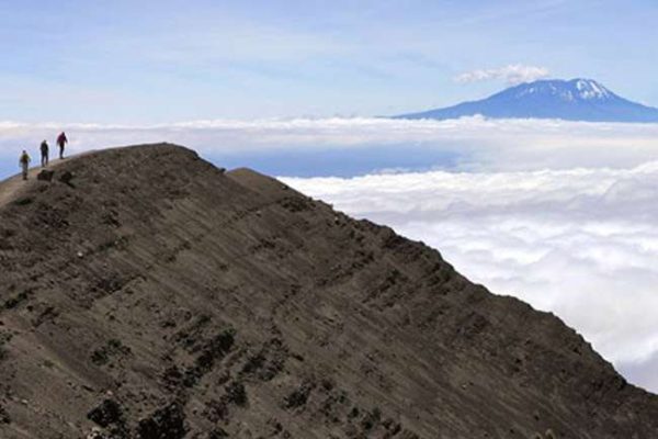 4 Days Mount Meru Climbing