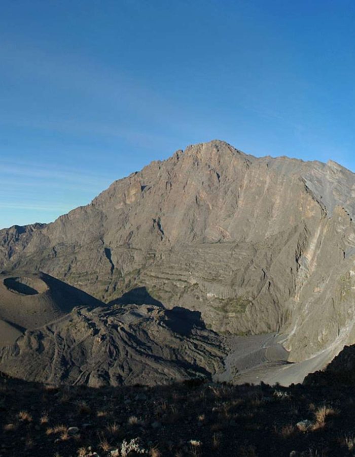 mountain meru 1